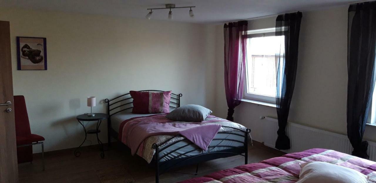 Ferienwohnung Frau Klara Hofheim in Unterfranken Exterior foto